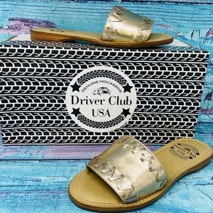 Driver Club USA Women's Gold Leather Sandal Size 5